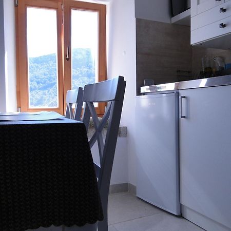 Heritage Apartments Kyra & Fox In Pitve, Hvar Exteriér fotografie