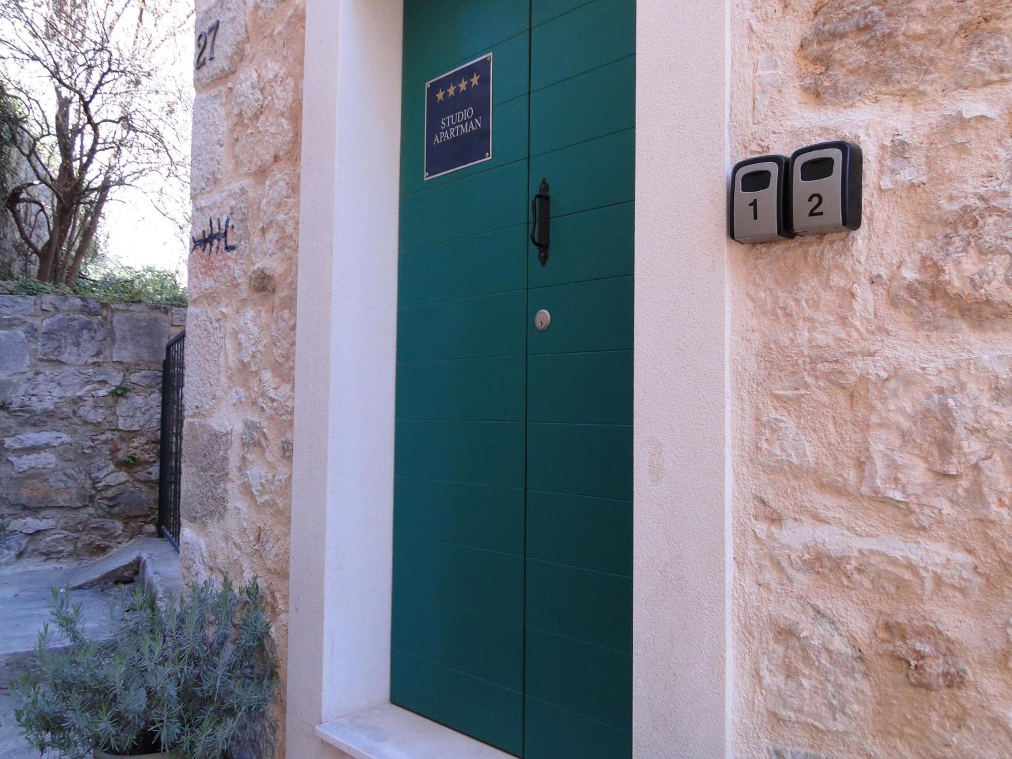 Heritage Apartments Kyra & Fox In Pitve, Hvar Exteriér fotografie